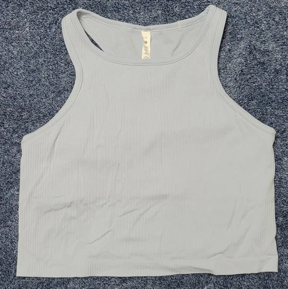 Ebb to street cropped Tank - Picture 3 of 5
